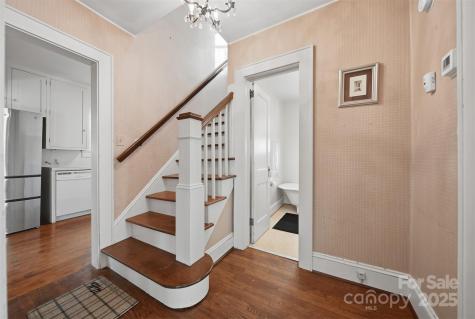 323 4th Street Place SW Hickory NC 28602