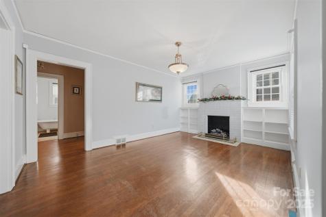 323 4th Street Place SW Hickory NC 28602