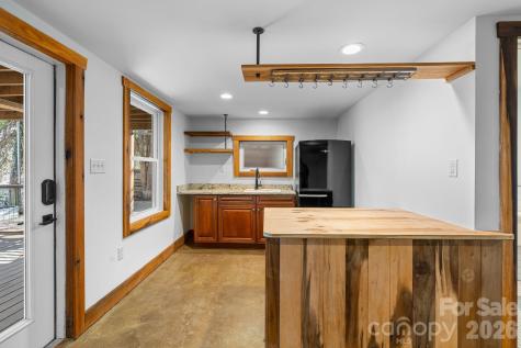 170 Riverview Drive Asheville NC 28806