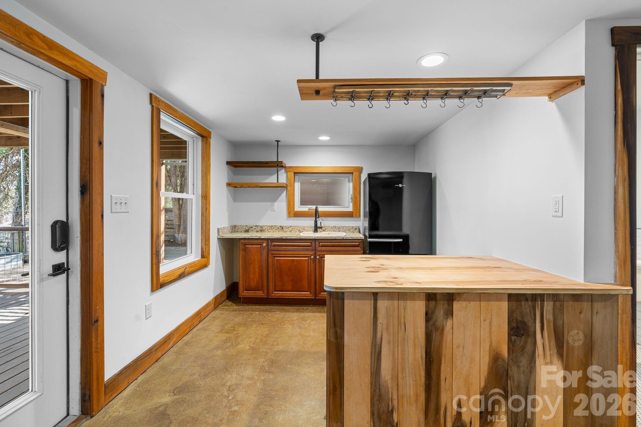 170 Riverview Drive Asheville NC 28806