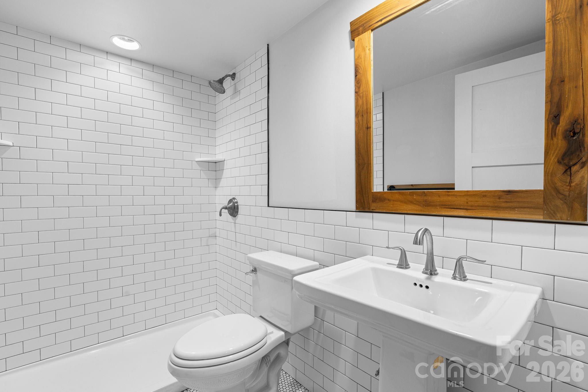 170 Riverview Drive Asheville NC 28806