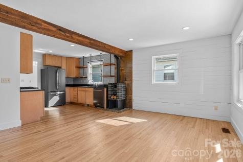 170 Riverview Drive Asheville NC 28806