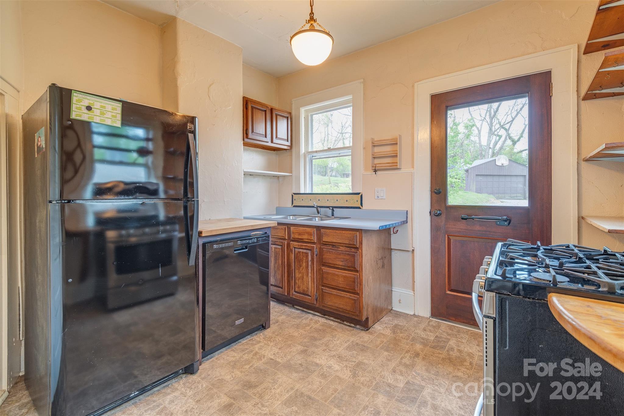 30 Linden Avenue Asheville NC 28801