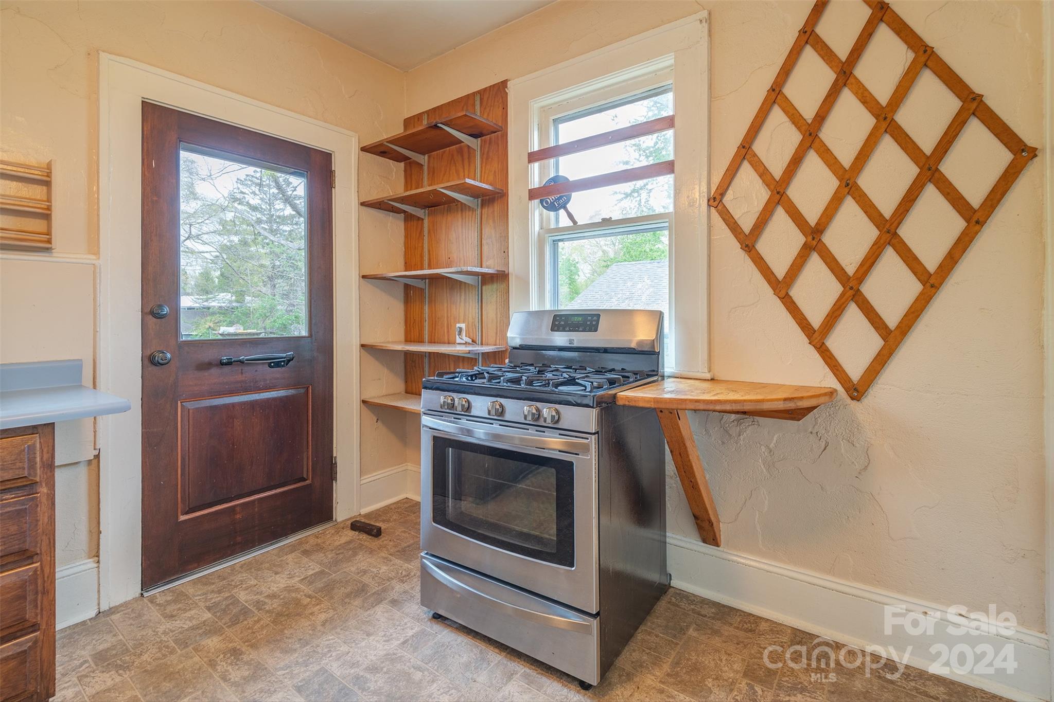 30 Linden Avenue Asheville NC 28801