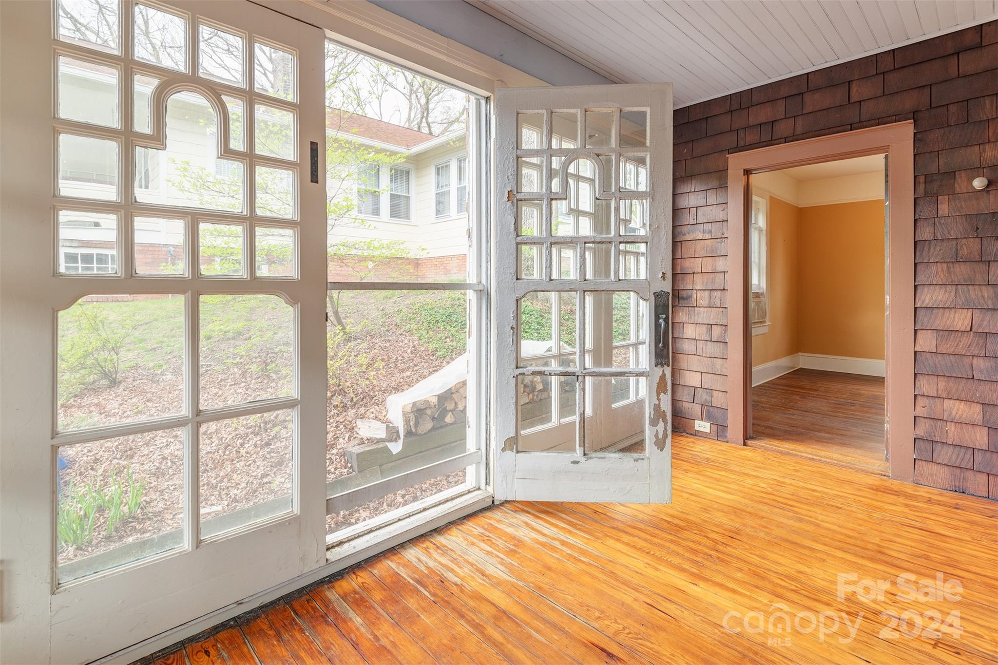 30 Linden Avenue Asheville NC 28801