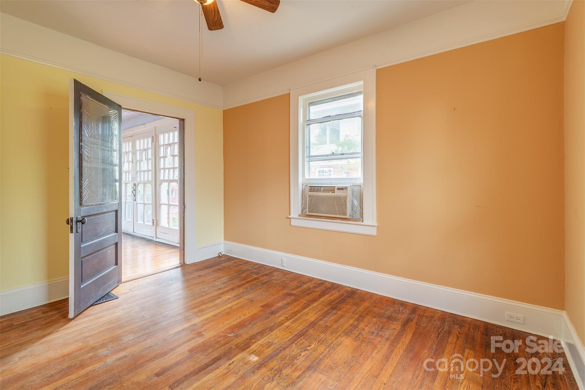 30 Linden Avenue Asheville NC 28801