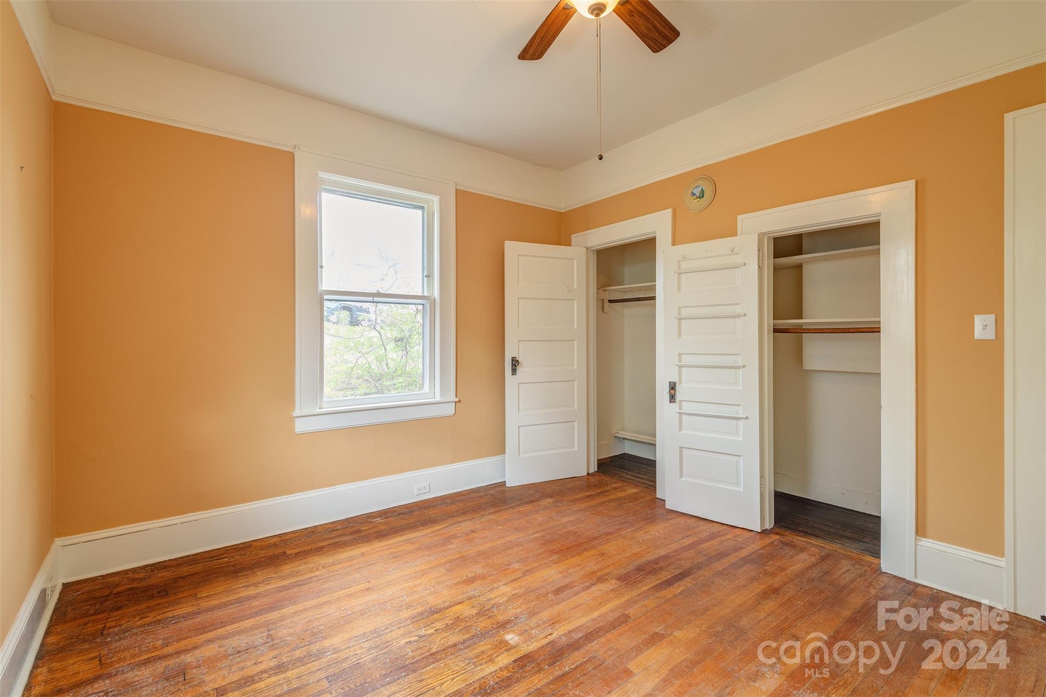 30 Linden Avenue Asheville NC 28801