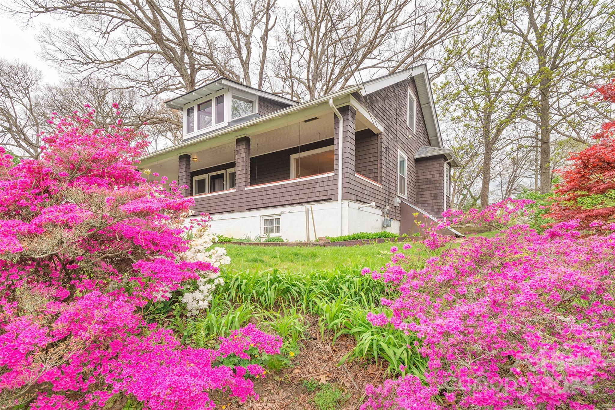 30 Linden Avenue Asheville NC 28801