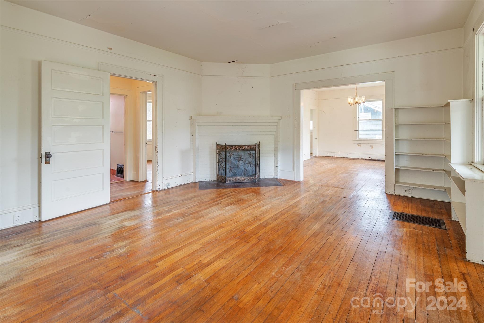 30 Linden Avenue Asheville NC 28801