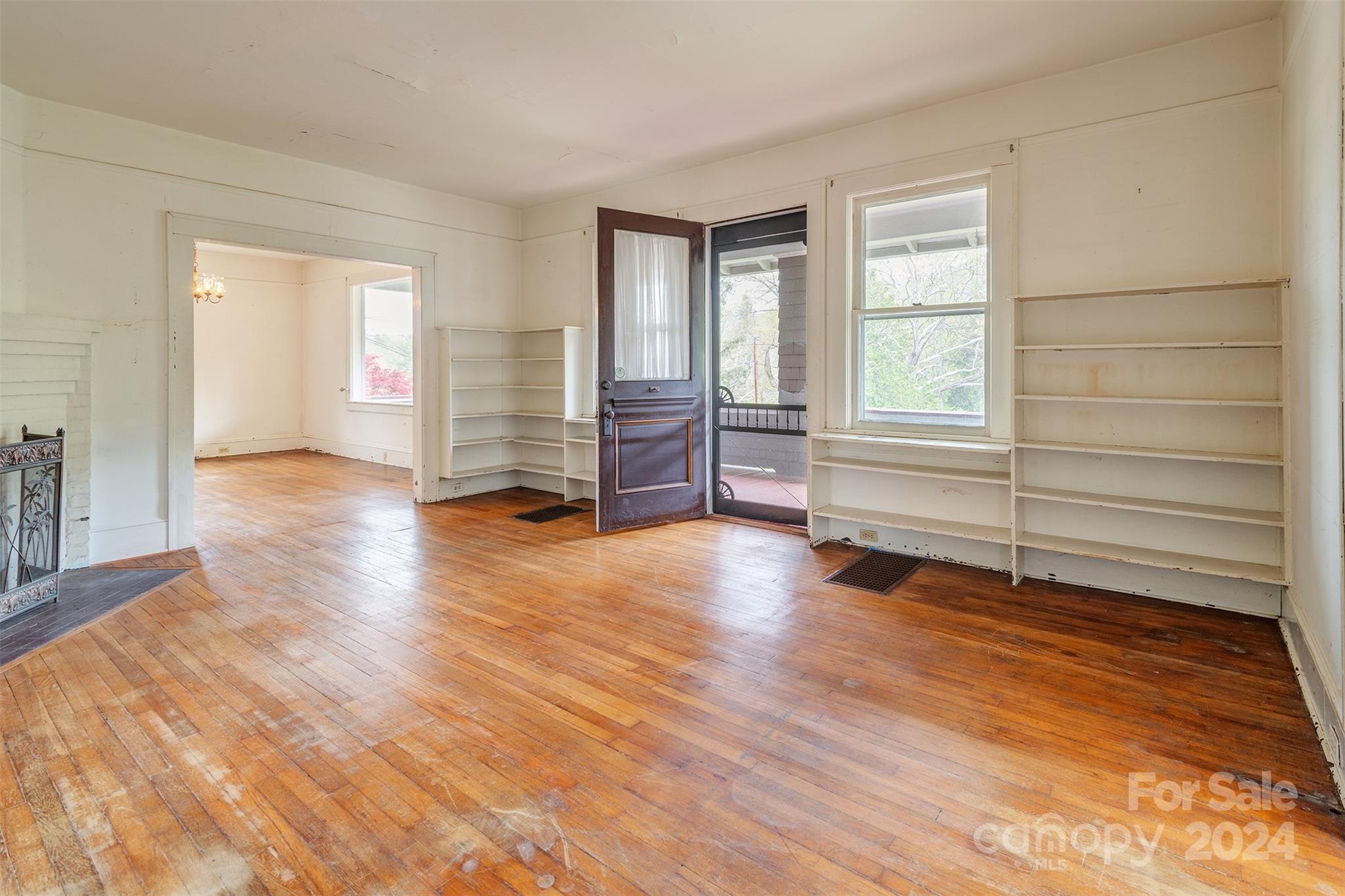30 Linden Avenue Asheville NC 28801