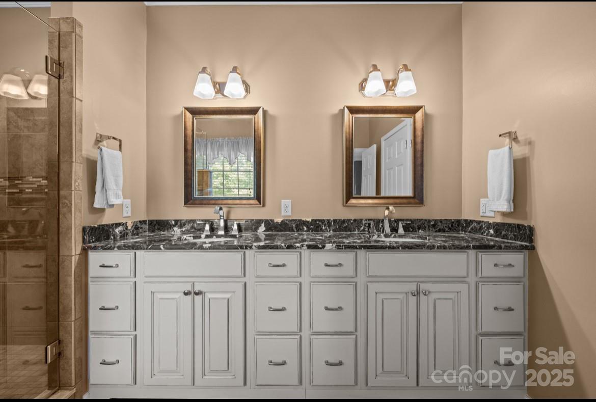 42 Surrey Run Asheville NC 28803