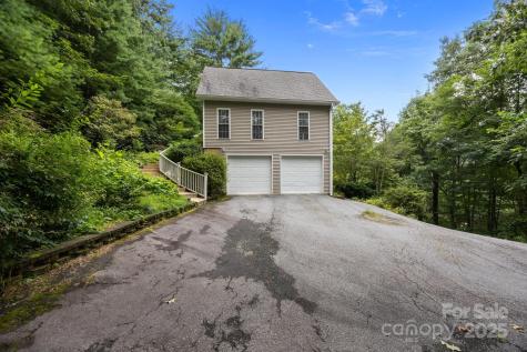 42 Surrey Run Asheville NC 28803