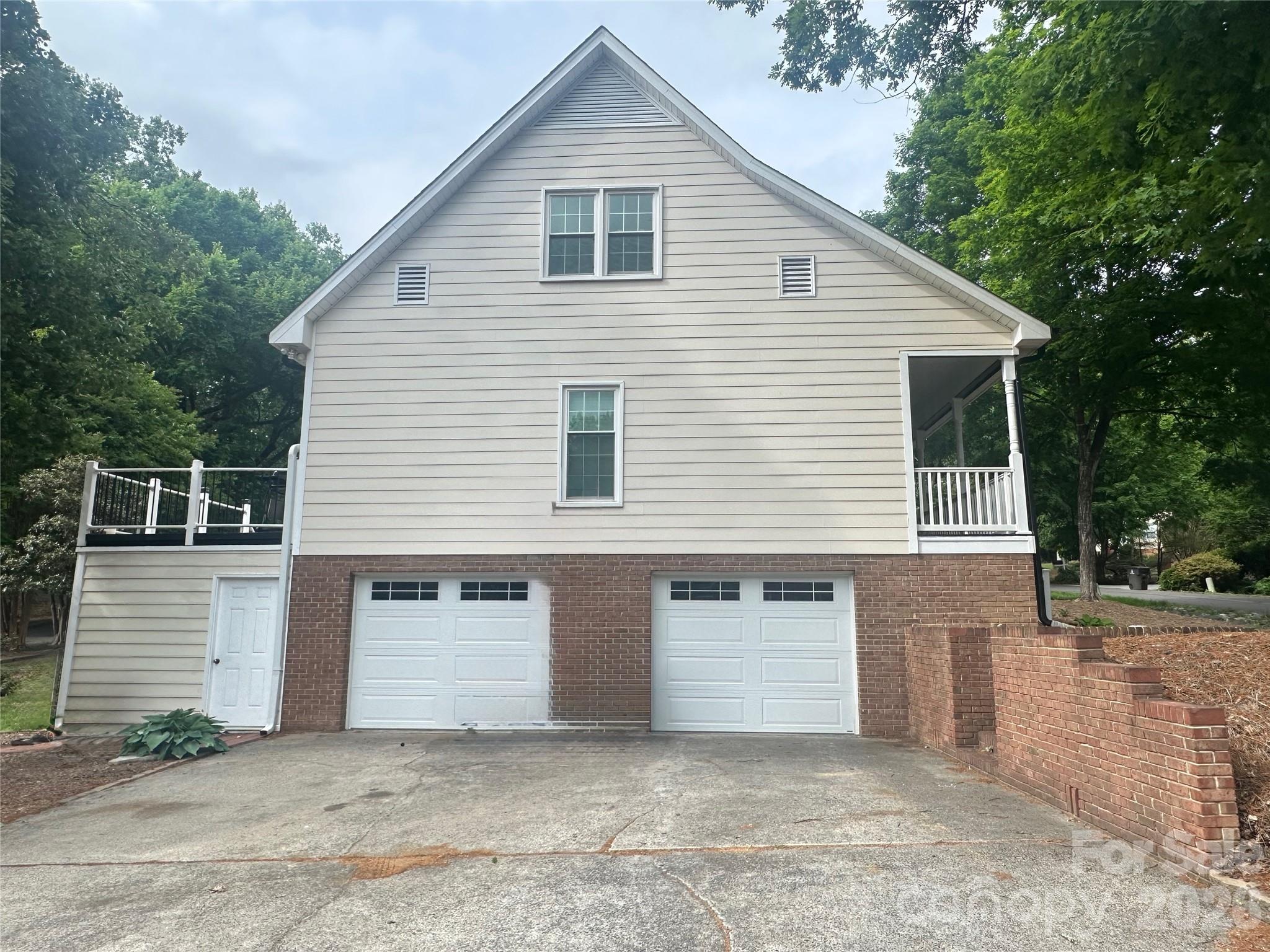 4116 Moss Brook Drive Winston Salem NC 27127