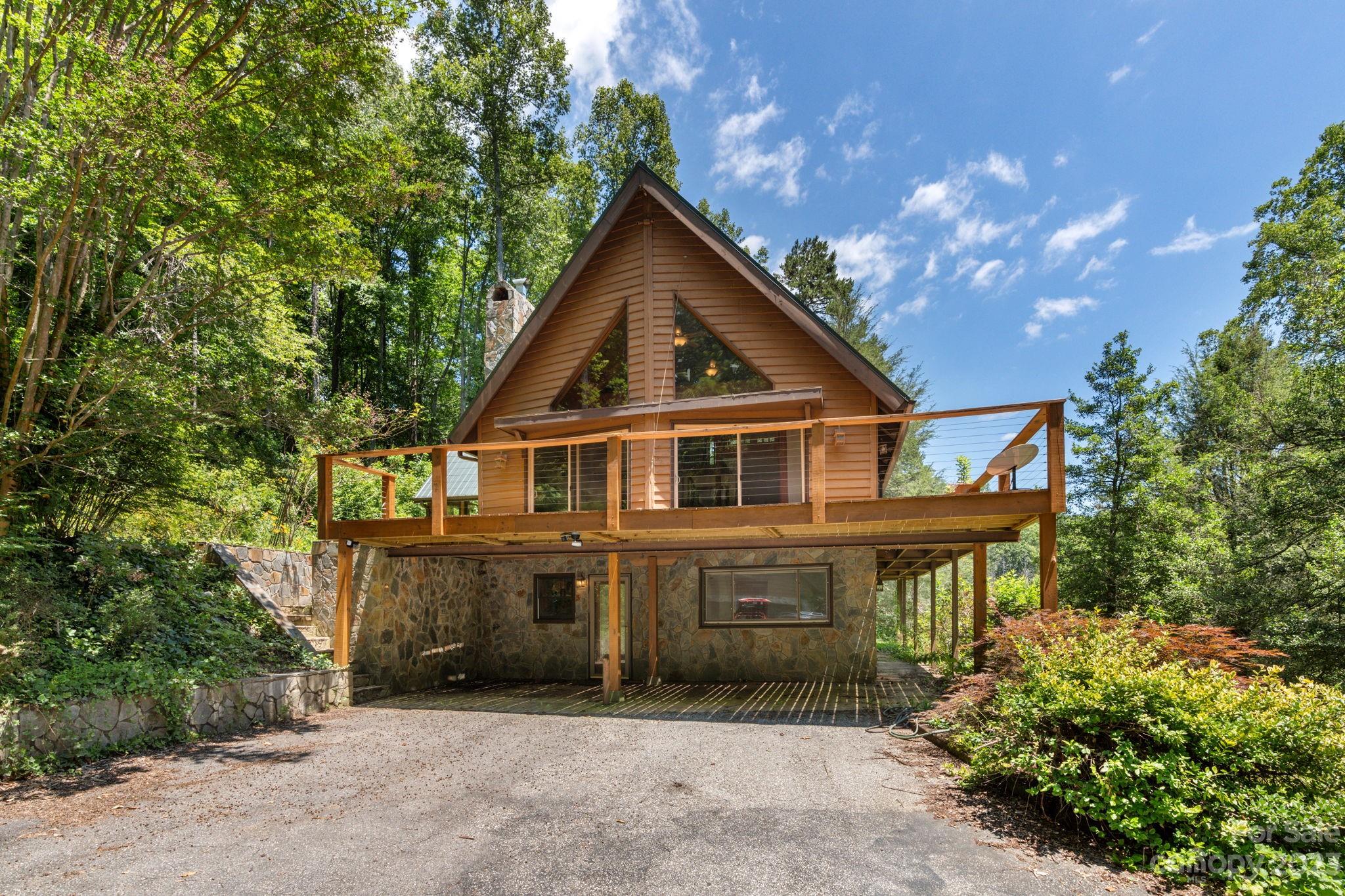 2721 Clear Creek Road Marion NC 28752