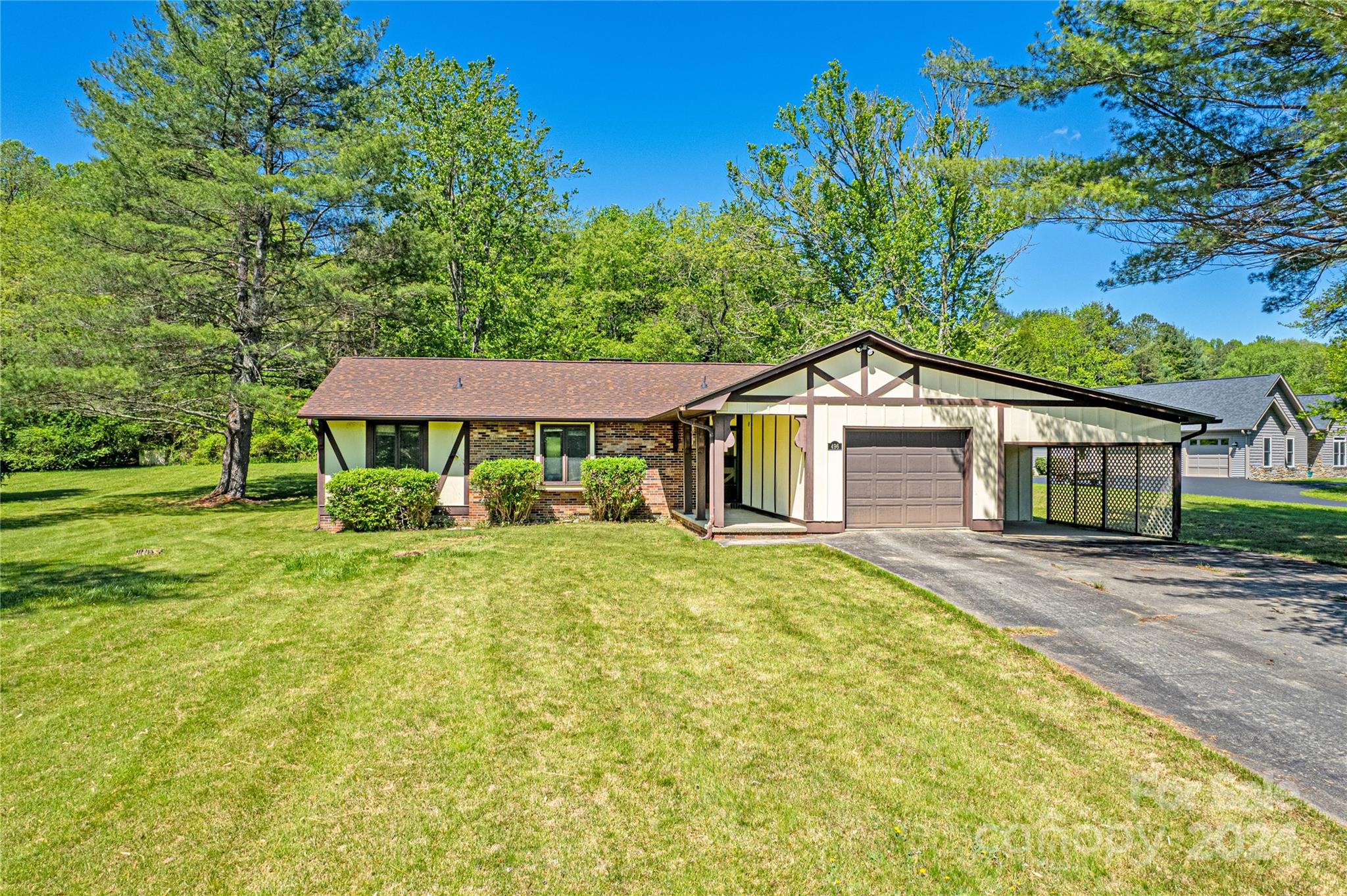 496 Kelly Lane Pisgah Forest NC 28768