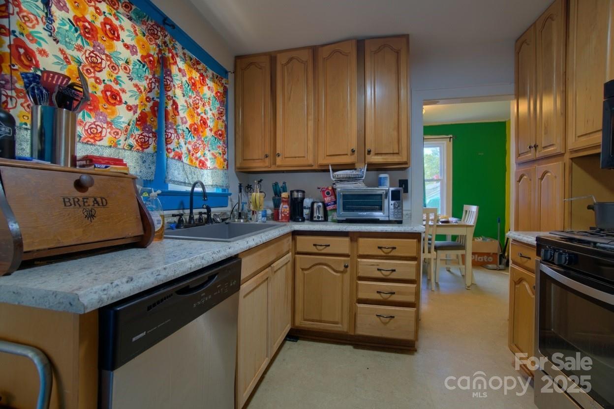 365 Old Haw Creek Road Asheville NC 28805