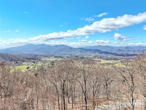 523 Brandywine Road Waynesville NC 28786