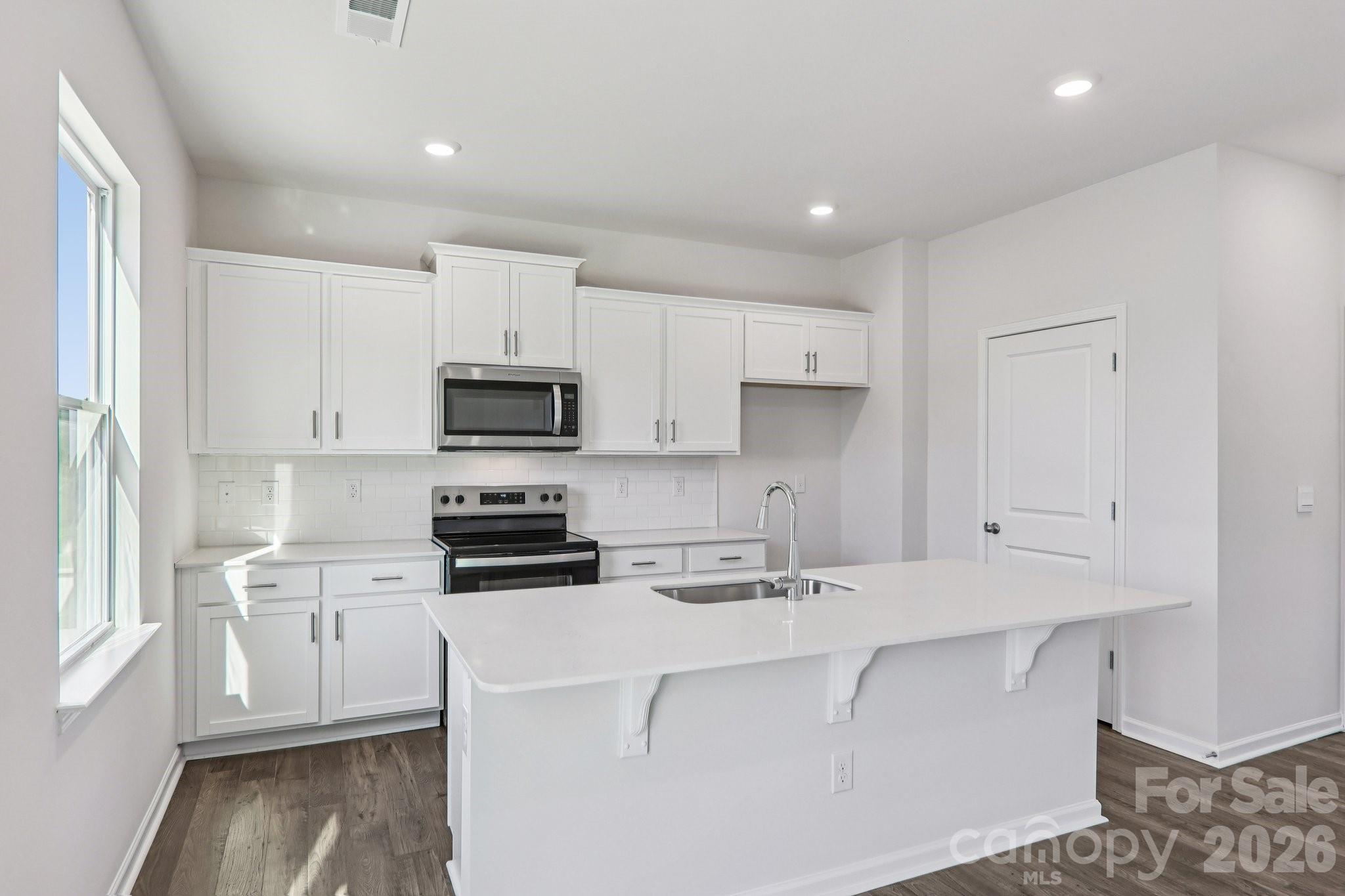 827 Adelston Lane Asheville NC 28804