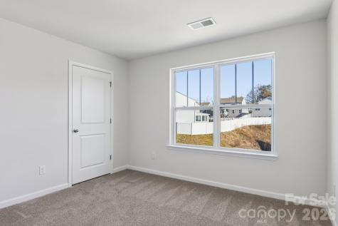 827 Adelston Lane Asheville NC 28804