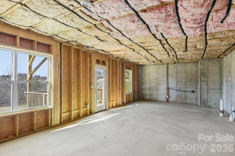 827 Adelston Lane Asheville NC 28804