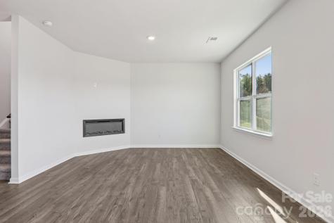 827 Adelston Lane Asheville NC 28804