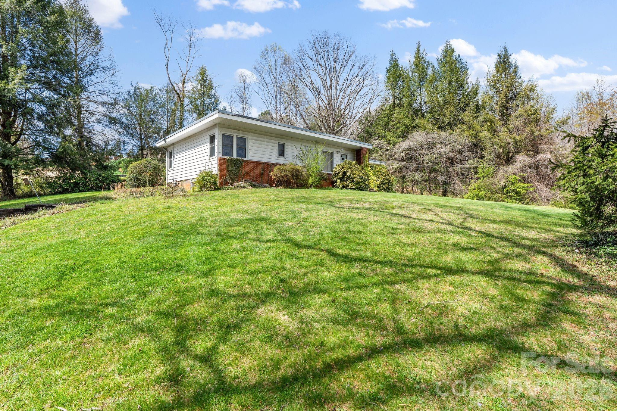 7 Acton Woods Road Candler NC 28715