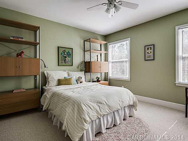 3215 Ravencliff Drive Charlotte NC 28226
