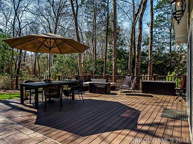 3215 Ravencliff Drive Charlotte NC 28226