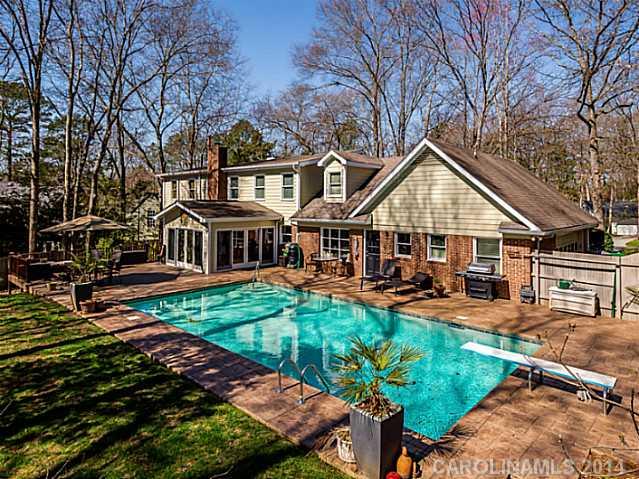 3215 Ravencliff Drive Charlotte NC 28226