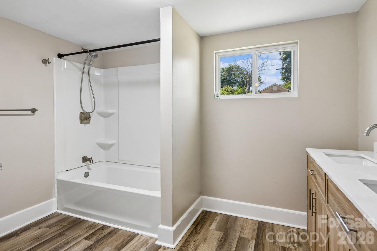 408 E Park Avenue Gastonia NC 28054