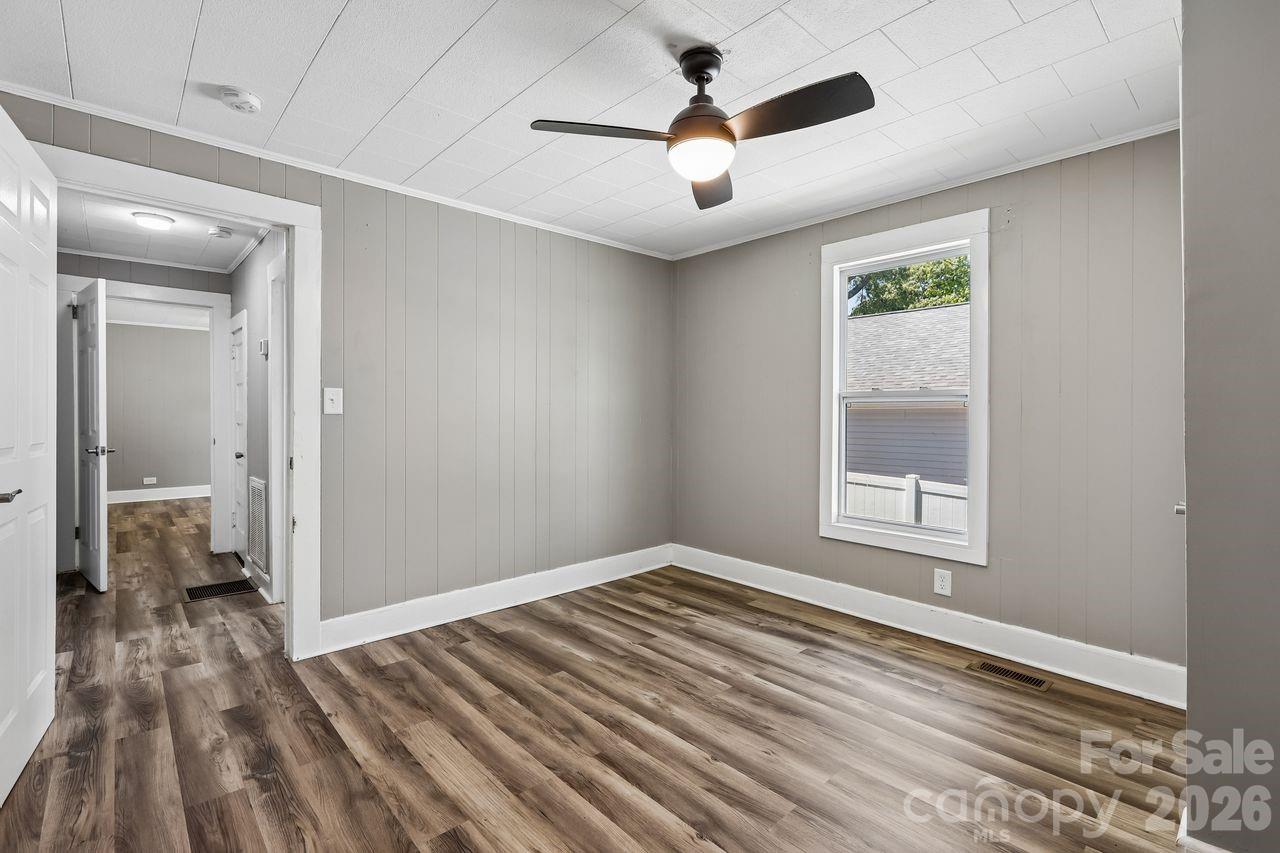 408 E Park Avenue Gastonia NC 28054