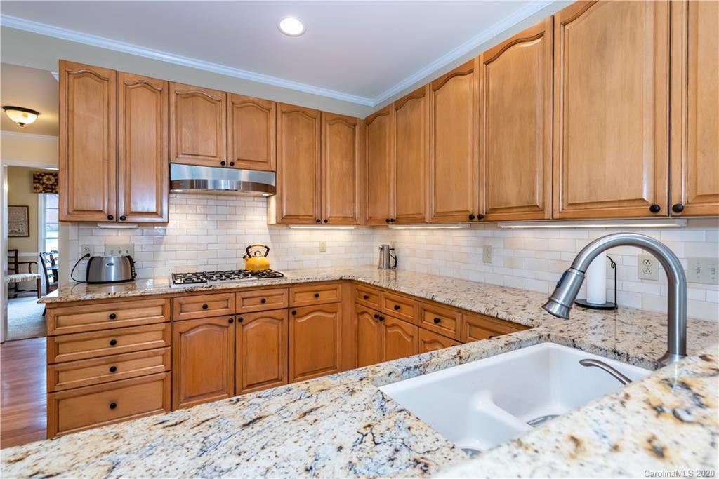 5047 Hickory Lake Lane Matthews NC 28105