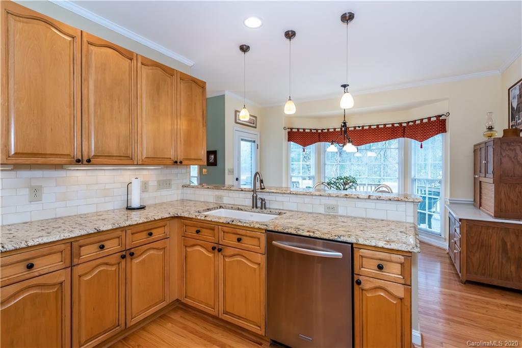 5047 Hickory Lake Lane Matthews NC 28105