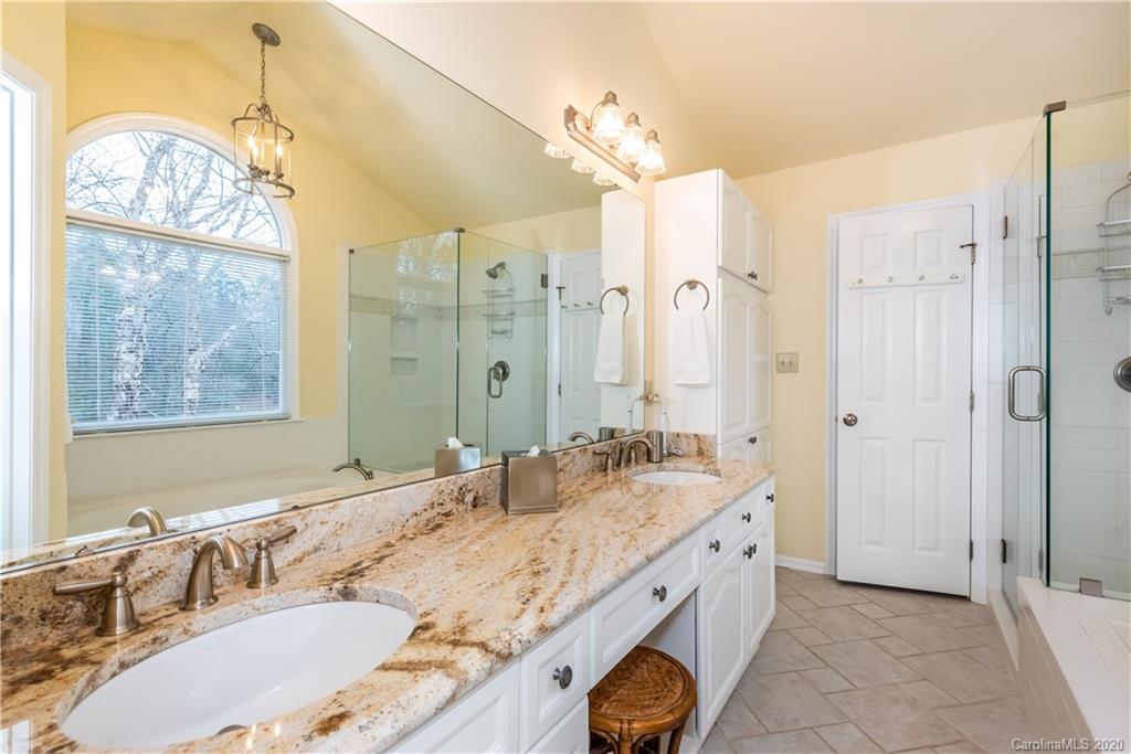 5047 Hickory Lake Lane Matthews NC 28105