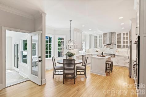 6504 Hunter Pine Lane Charlotte NC 28270