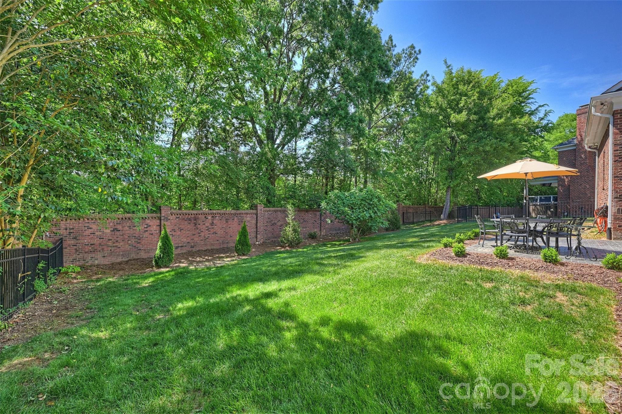 6504 Hunter Pine Lane Charlotte NC 28270