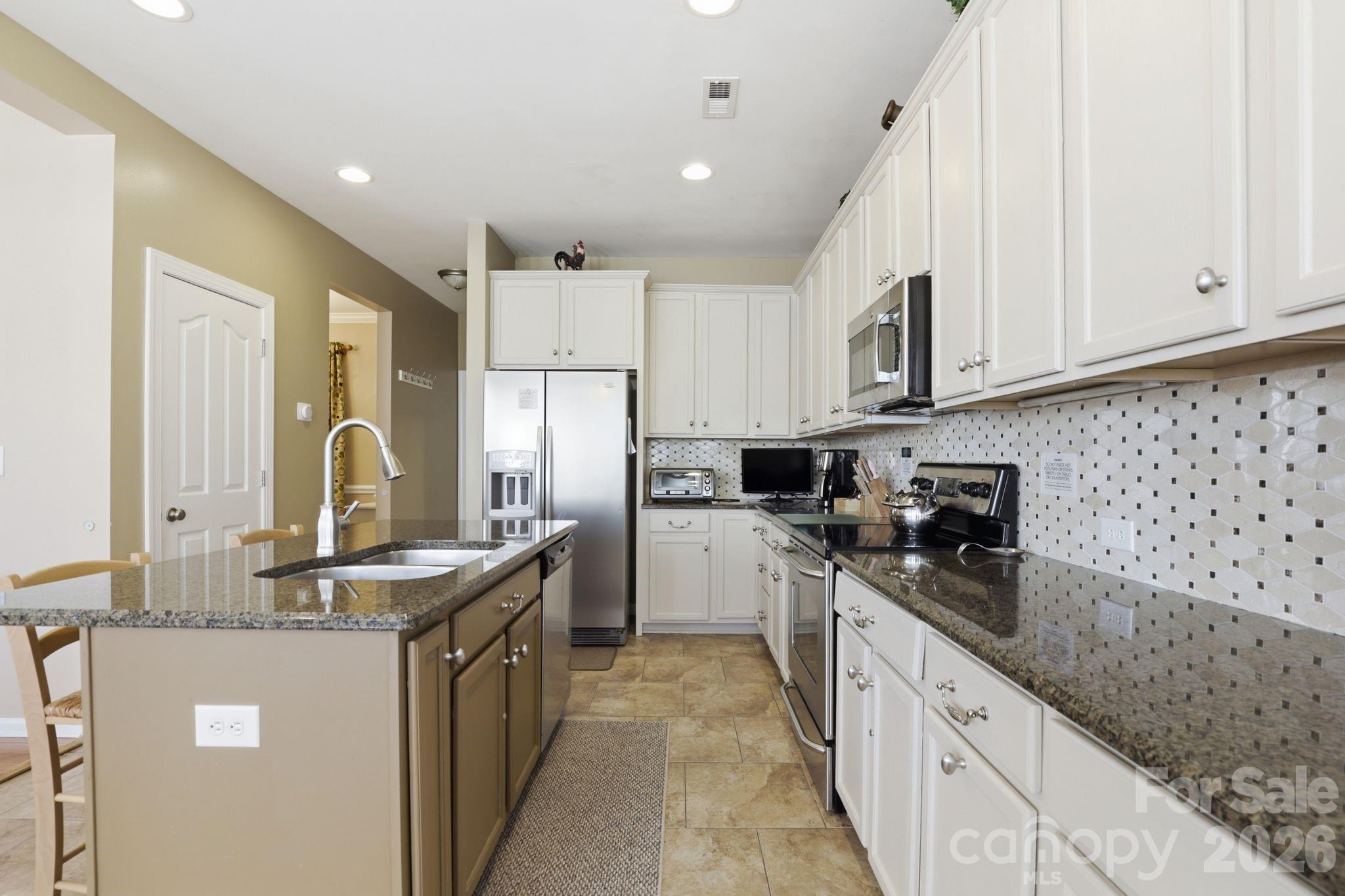10122 Whiteburn Court Charlotte NC 28278