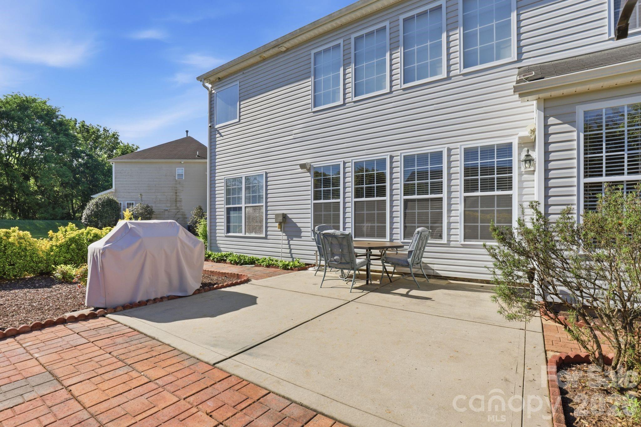 10122 Whiteburn Court Charlotte NC 28278