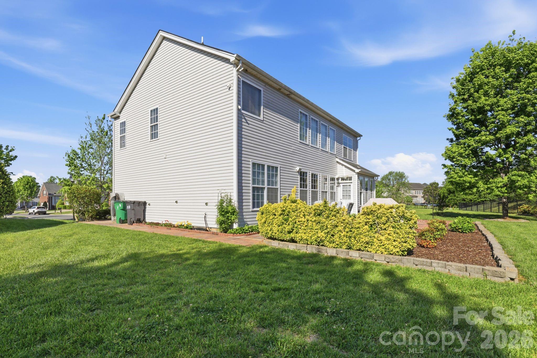 10122 Whiteburn Court Charlotte NC 28278