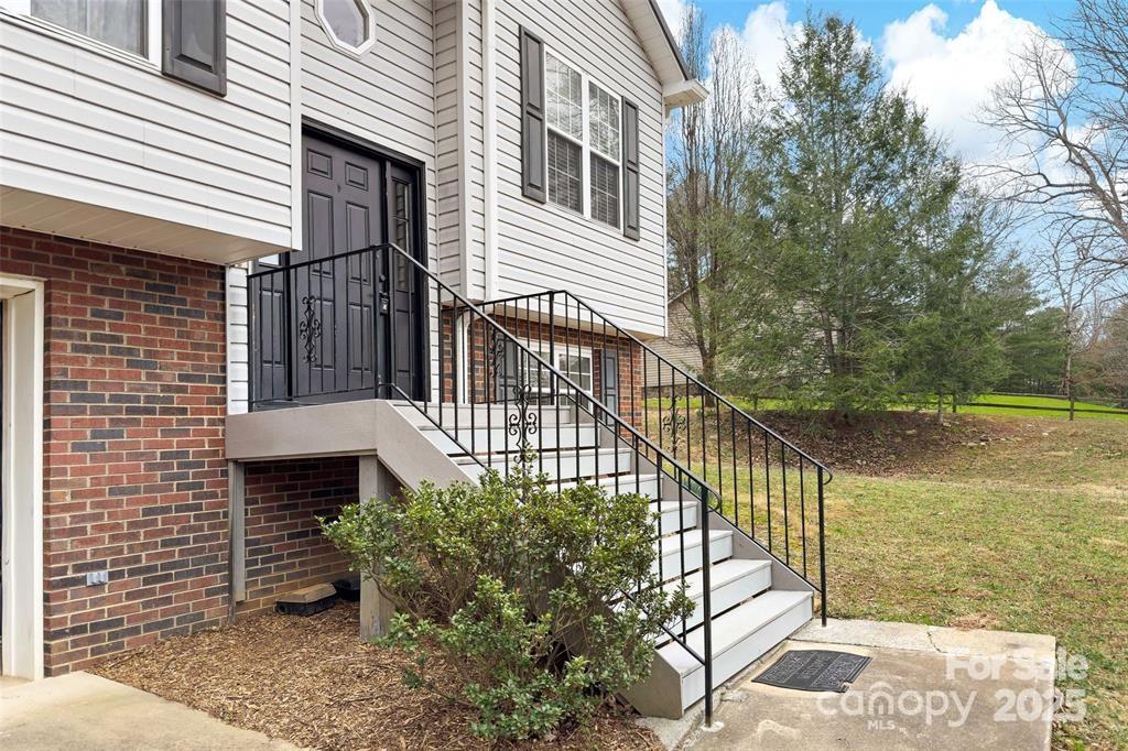2691 Laurel Pointe Drive Morganton NC 28761