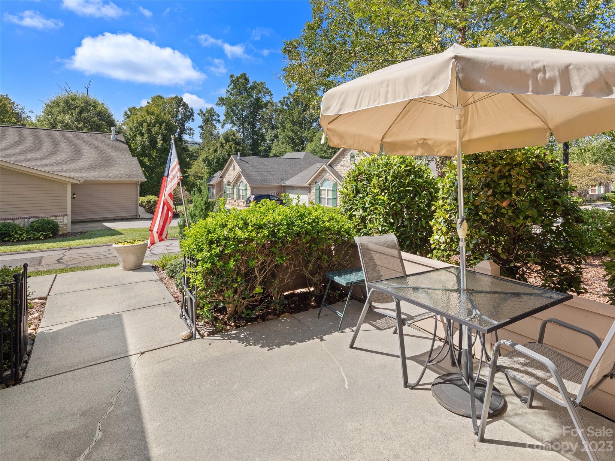 94 Mountain Meadow Circle Weaverville NC 28787