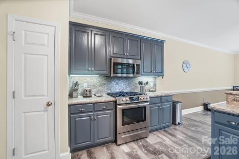 8000 Tottenham Drive Harrisburg NC 28075