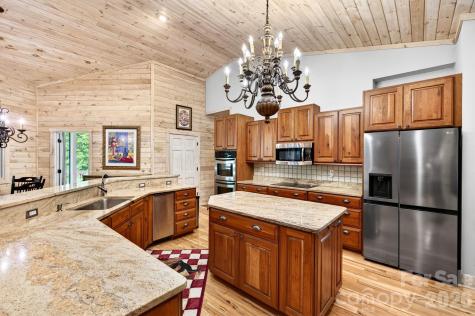 592 Susanna Cove Road Mars Hill NC 28754