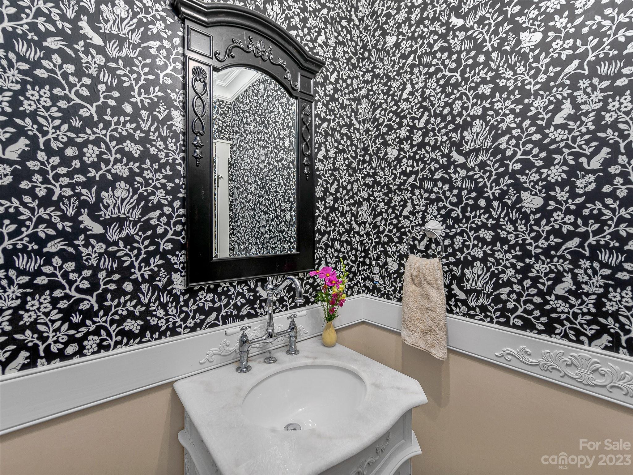27 Acadia Drive Asheville NC 28806