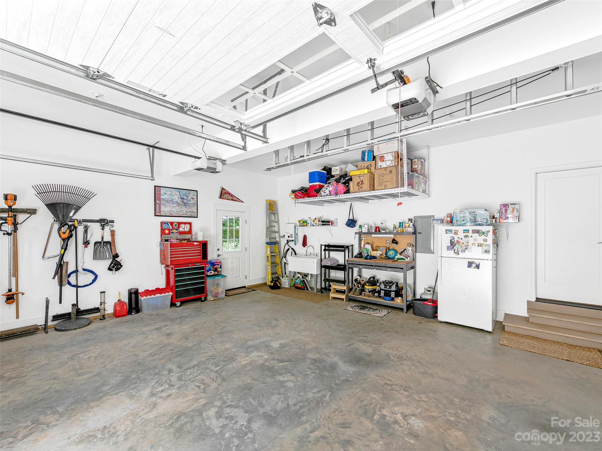 27 Acadia Drive Asheville NC 28806