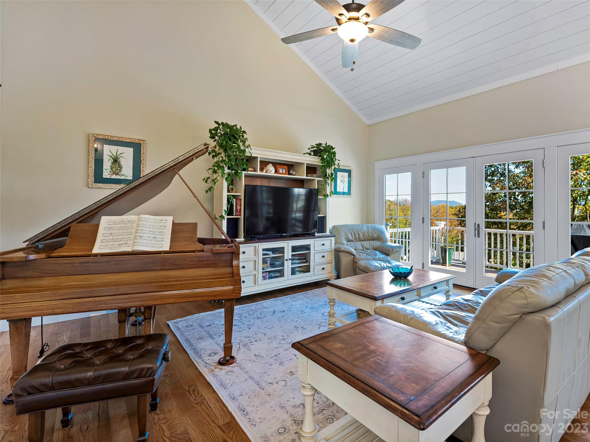 27 Acadia Drive Asheville NC 28806
