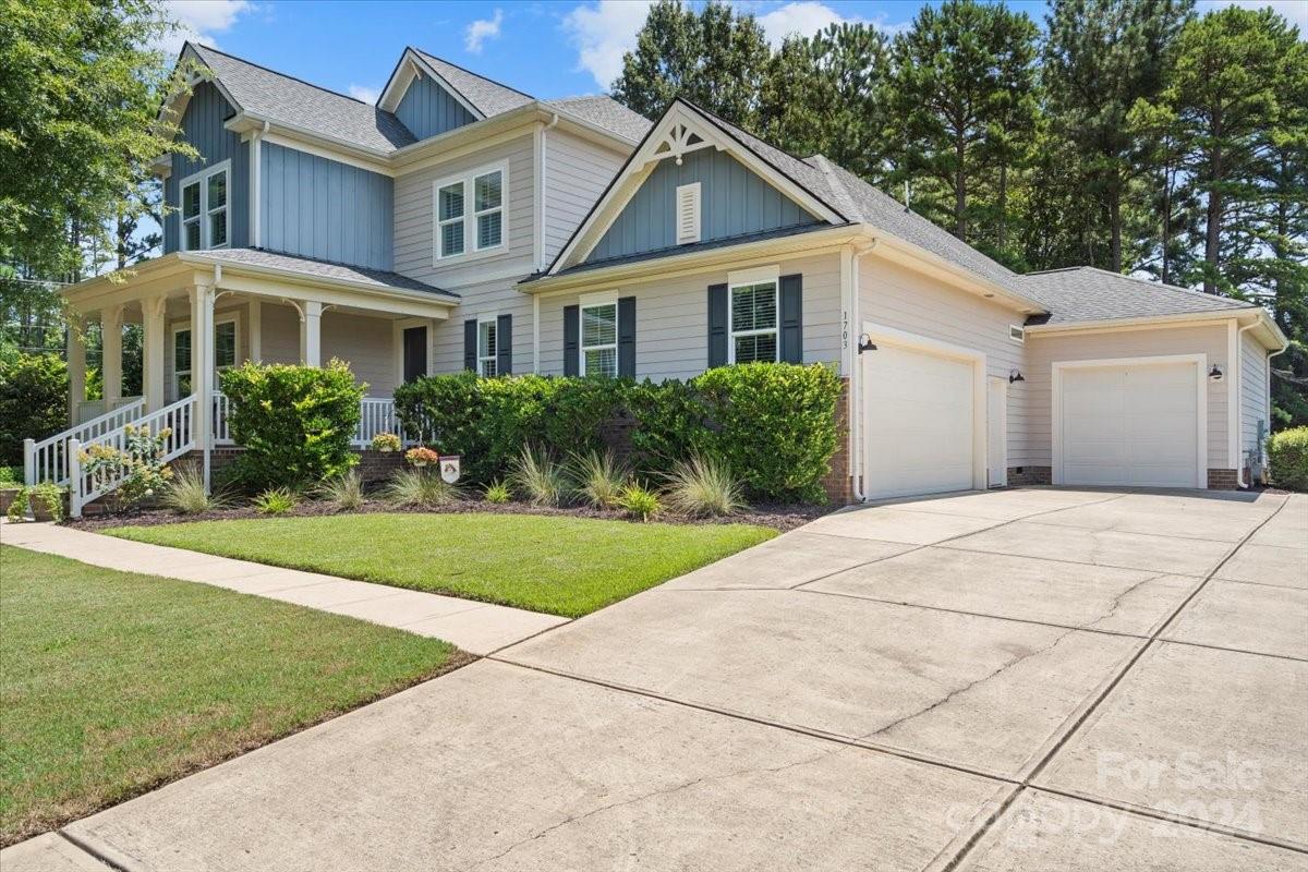 1703 Kings Manor Court Matthews NC 28105