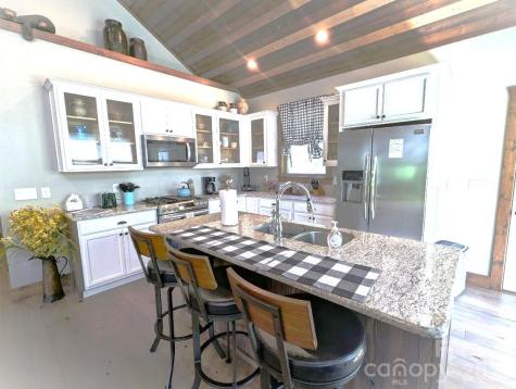 10 Rio Bravo Drive Sylva NC 28779