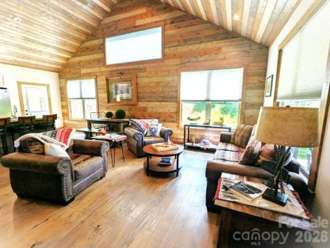 10 Rio Bravo Drive Sylva NC 28779