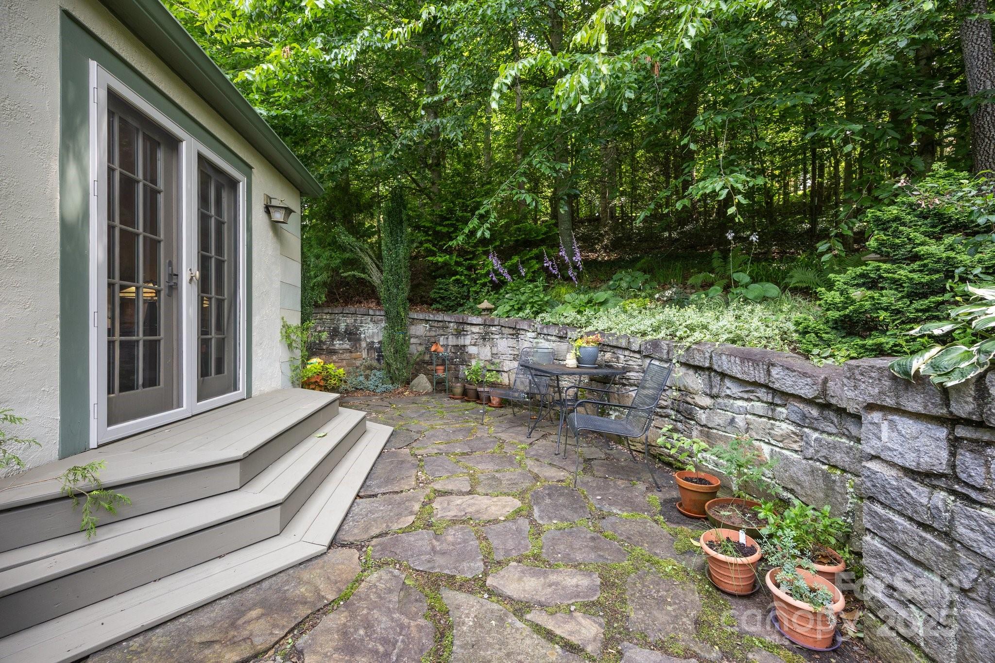12 Rice Branch Road Asheville NC 28804